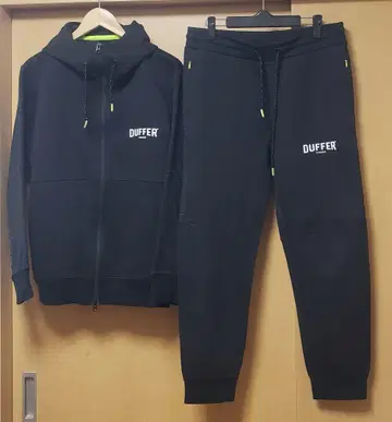 DUFFERofSt.GEORGE BLACKLABEL 종이상자 니트 XL