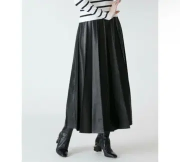 알아바일 가죽 라이크 플리츠 스커트