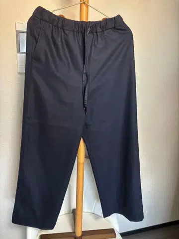 다크 네이비 와이드 팬츠 허리밴딩