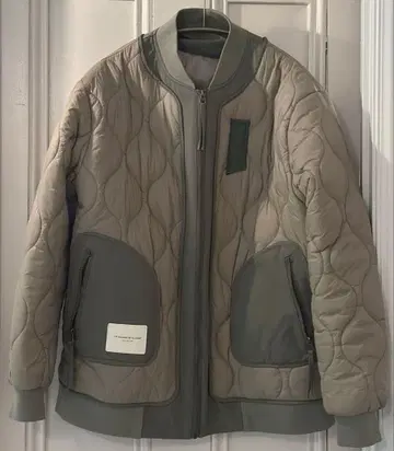 KARAKU 카키색 XL 퀼팅 다운 자켓