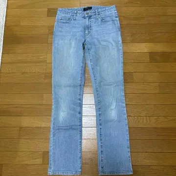 Oirin 라이트 블루 데님 스트레이트 팬츠