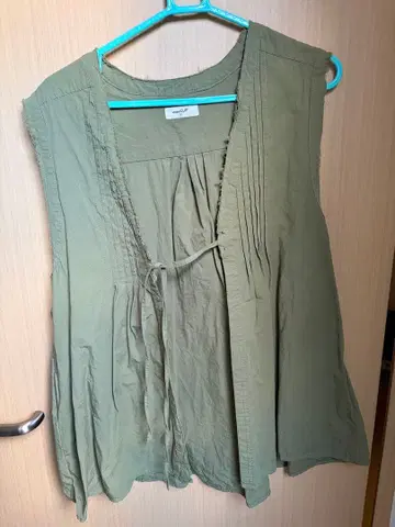 프론트 리본 플레어 베스트