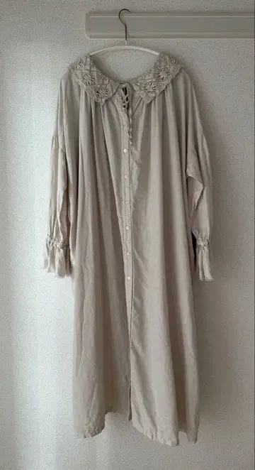 네스트로브 원피스