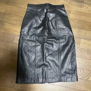 블랙 가죽 타이트 스커트 무릎 기장 M