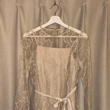 [ FRAY.ID ] 러셀 레이스 원피스 포멀 드레스 베이지