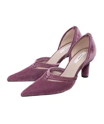 Ameri VINTAGE OVERLAP STRAP VELOR PUMPS