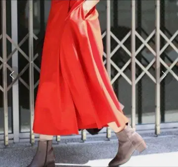 IENA 하드 압축 플레어 스커트 울 레드