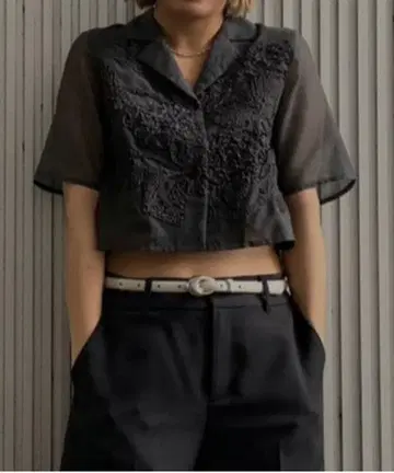 [ AMERI ] UNEVEN EMBROIDERY SHEER TOP