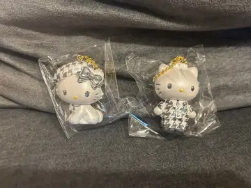 산리오 시크릿 마스코트 참 다니엘  흑백