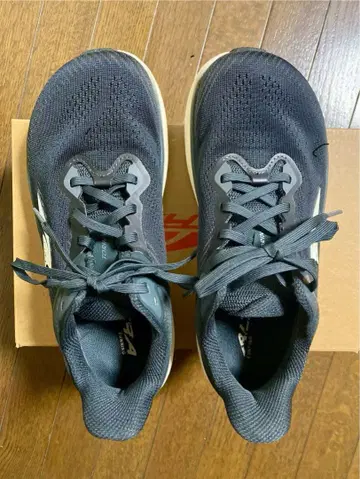 ALTRA ECO MAX 블랙 러닝화 23.5cm