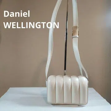 다니엘 웰링턴 숄더백