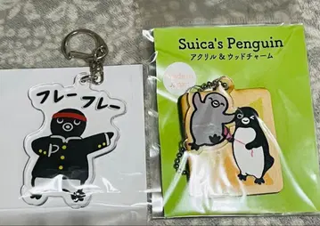 [ Suica 펭귄 아크릴 키링 + 아크릴 & 우드 참 세트 ]