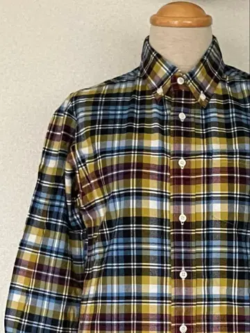 뷰티풀피플 체크 무늬 버튼 다운 플란넬 셔츠