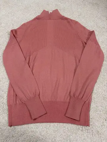 시클라스 cyclas 더스티 핑크 터틀넥 니트 긴팔