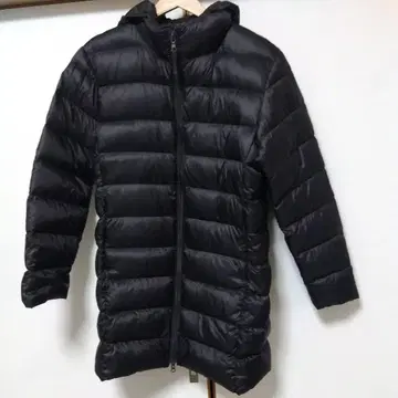 유니클로 울트라 라이트 다운 코트 자켓 S