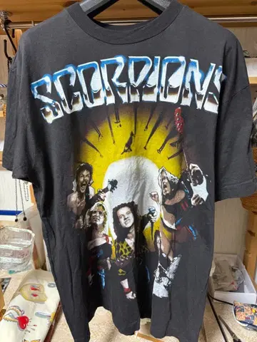 스콜피온즈 T셔츠