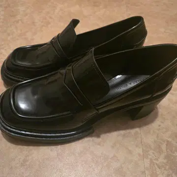 카이야 페니 로퍼 펌프스