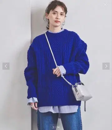 유나이티드 애로우즈 UWSC 케이블 크루넥 니트 블루