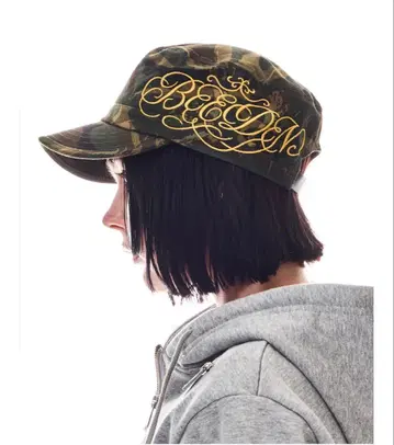 BEEDEN 카모플라쥬 자수 로고 캡