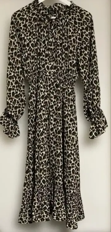 AS KNOW AS PINKY 레오파드 롱 원피스
