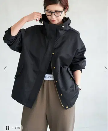 Spick and Span 발수 마운틴 후드티