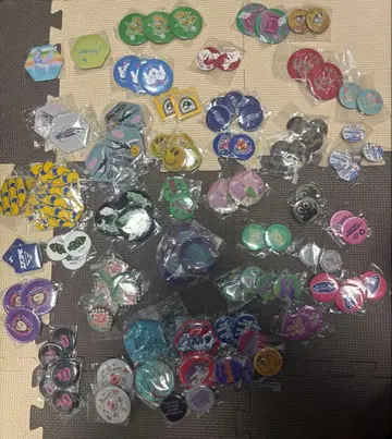 계속 한밤중이면 좋을 텐데 가챠 캔뱃지 세트