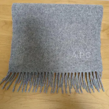 a.p.c 그레이 머플러