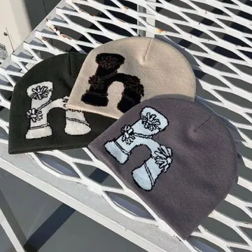 HTH H flower logo beanie