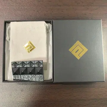 컴퍼스 아담 헤어핀