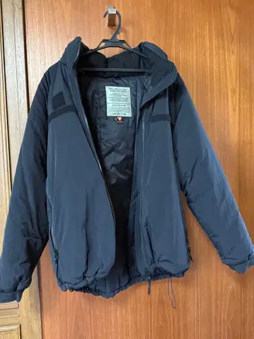 FREAK'S STORE PRIMALOFT 후드 부착 자켓