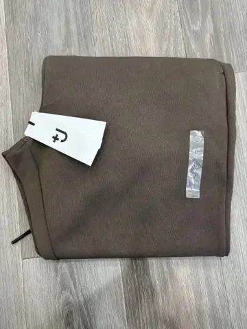 UNIQLO +J 드라이 스웨트 팬츠 L 사이즈