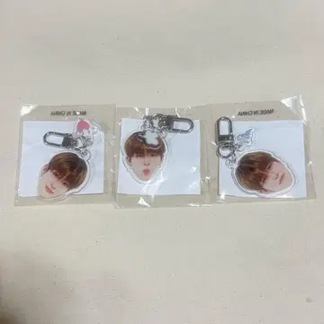 TREASURE 아사히 얼굴 아크릴 키링