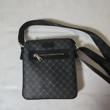 블랙 모노그램 숄더백