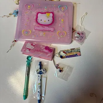 헬로키티 레터 세트 케이스 포함