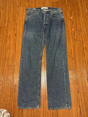 Calvin Klein 블루 스트레이트 데님