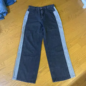 [ 새상품급 ] 와이드 레그 데님 팬츠 다크 그레이