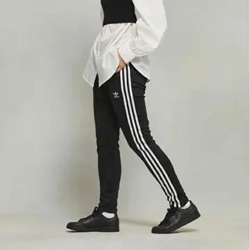 아디다스 오리지널스 트랙 팬츠 블랙 IK6600