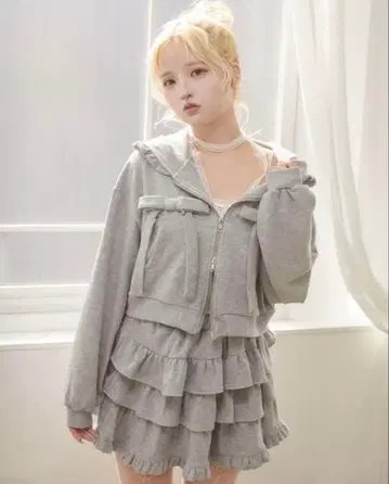 필리 셋업 리본 화이트 걸리시