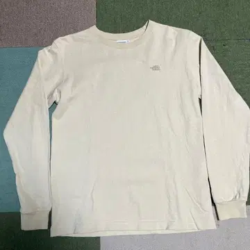 THE NORTH FACE 베이지 긴팔 T셔츠 M