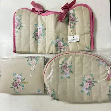 미사용 새상품 LAURA ASHLEY 플로렛/토브 3세트