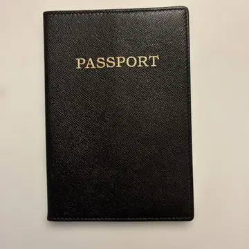 FOXEY 여권 케이스 블랙