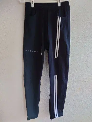 크로노스 블랙 조거 팬츠 스트라이프