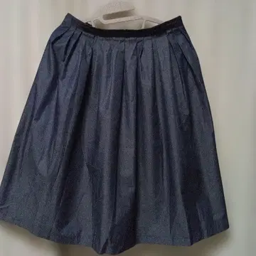 ALPHA CUBIC 플리츠 스커트 다크 블루 무릎 기장