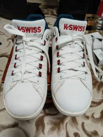 K-SWISS 화이트 스니커즈