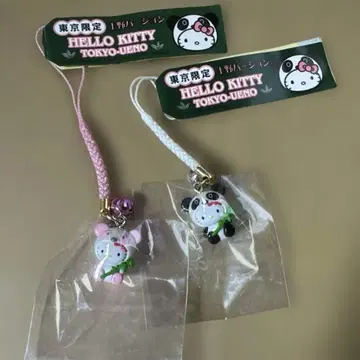 헬로키티 고토치 도쿄 한정판 우에노 버전 팬더 2점