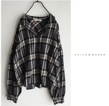 차일드우먼 [세탁 가능] 개더 볼륨 체크 오픈 카라 블라우스