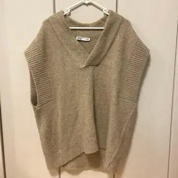 ZARA 베이지 V넥 오버 사이즈 니트 베스트