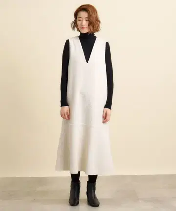 grov 고급 라메 트위드 소재로 돋보이는! 머메이드 절개 점프수트