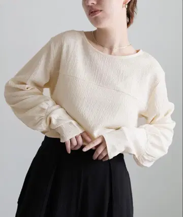 [새상품급] selectMOCA 자카드 롱 커프스 상의