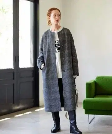 컨디션 최상 저널 스탠다드 슈퍼 140 비버 노카라 코트